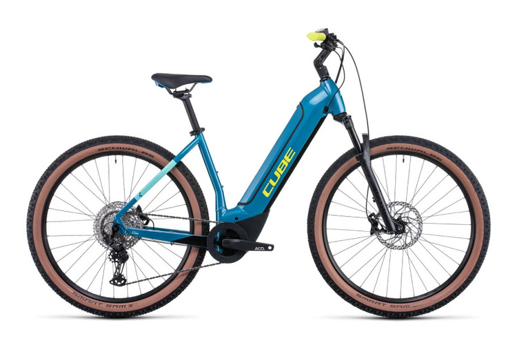 CUBE Reaction Hybrid Race 625 Easy