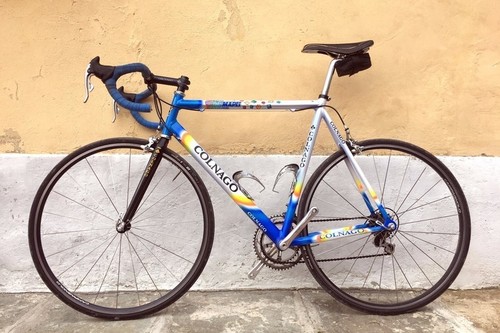 Noleggio COLNAGO Mapei a San Casciano-Val di Pesa
