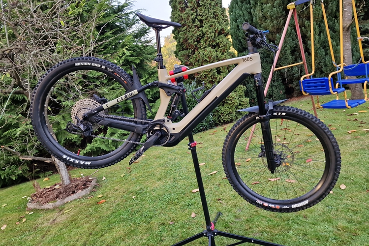 Cube Stereo Hybrid 160