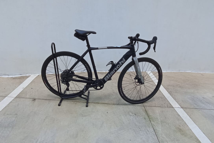 Biannchi E-Allroad impulso gravel