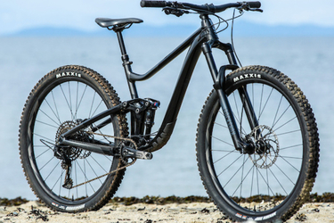 Giant  Trance X29