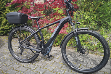 Cube  Reaction Hybrid 500