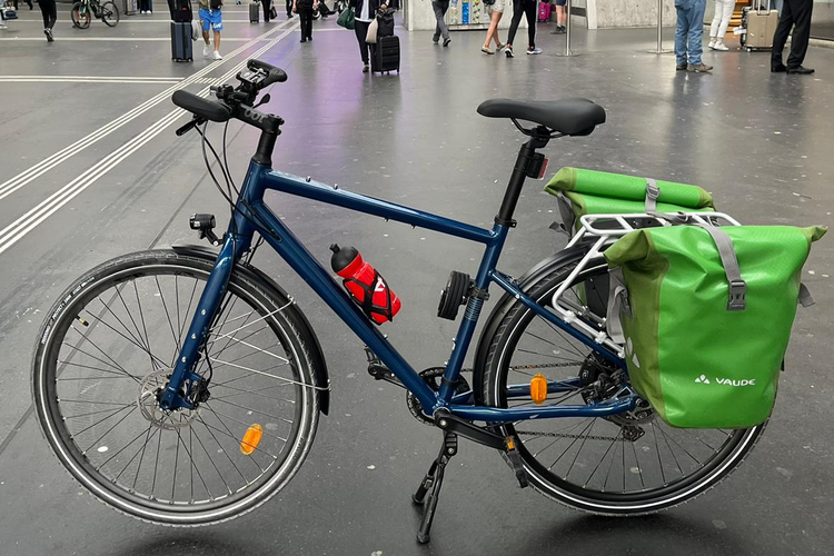 Touring-Bike Riverside