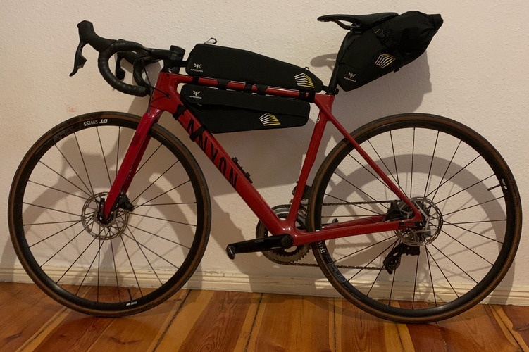 Canyon Ultimate CF SL 7 Disc eTap