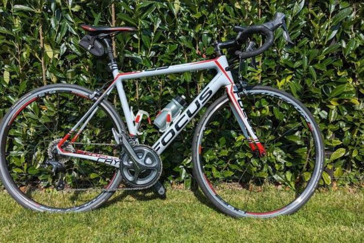 Focus Cayo carbon ultegra