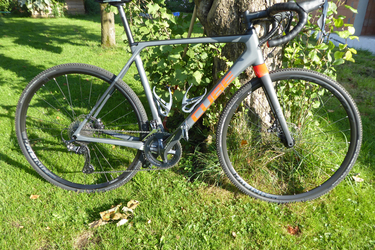Cube Cross Race C62 Pro Carbon Gravel