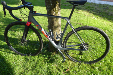 Cube Cross Race C62 Pro Carbon Gravel