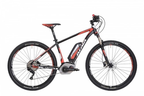 Atala B cross front