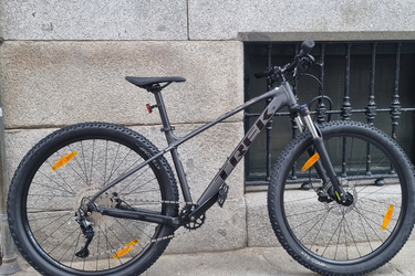 Trek Marlin 6 ( 2023)