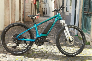 CUBE ACID 240 HYBRID ROOKIE PRO 400