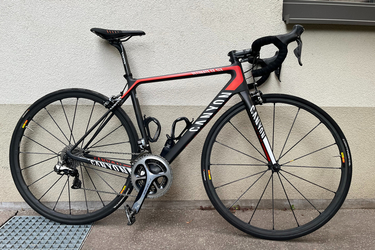Canyon Ultimate CF SLX Di2 DuraAce