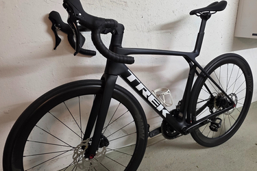 Trek Madone SL 5 Gen 8 Madone SL 5 Gen 8 (Größe M)
