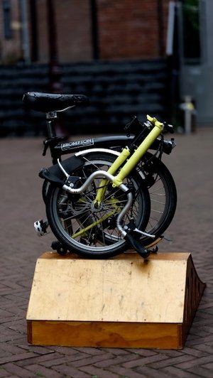 Brompton 2010 M Frame 6 speed (Wiz)