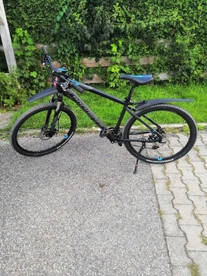B-Twin Rockrider ST 520