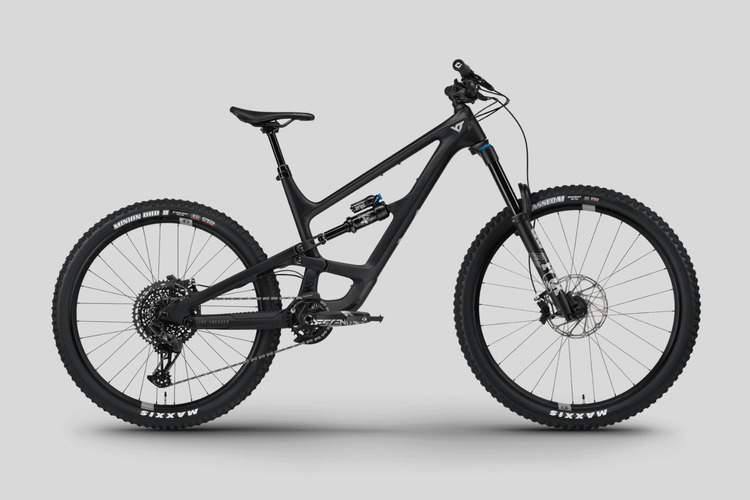 YT Capra Core 3